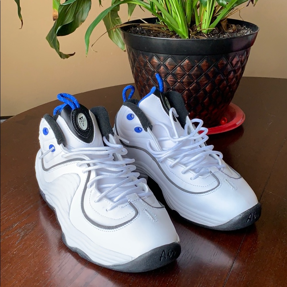 Nike Air Penny’s -Youth Boys 7